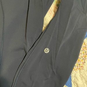 Lululemon 28 inch align tight leggings, like new!